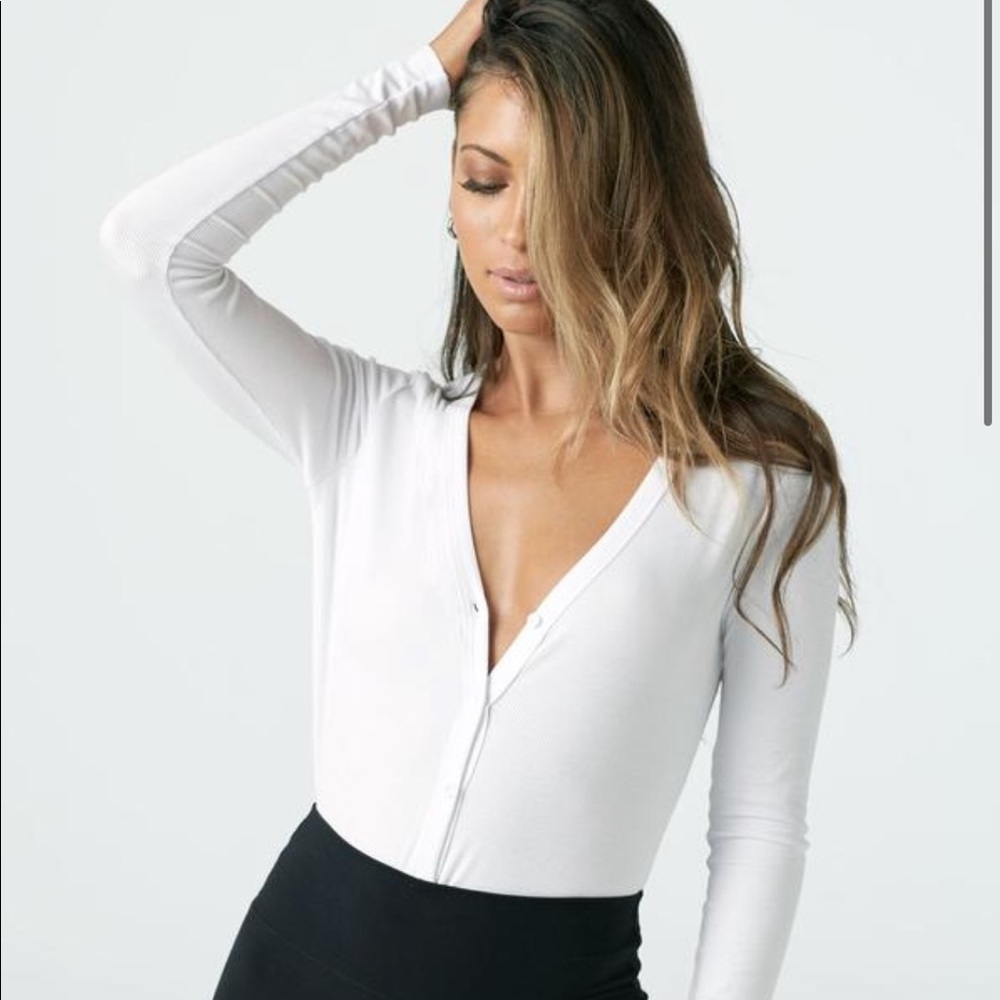 Joah Brown Cropped Button Down in White Rib